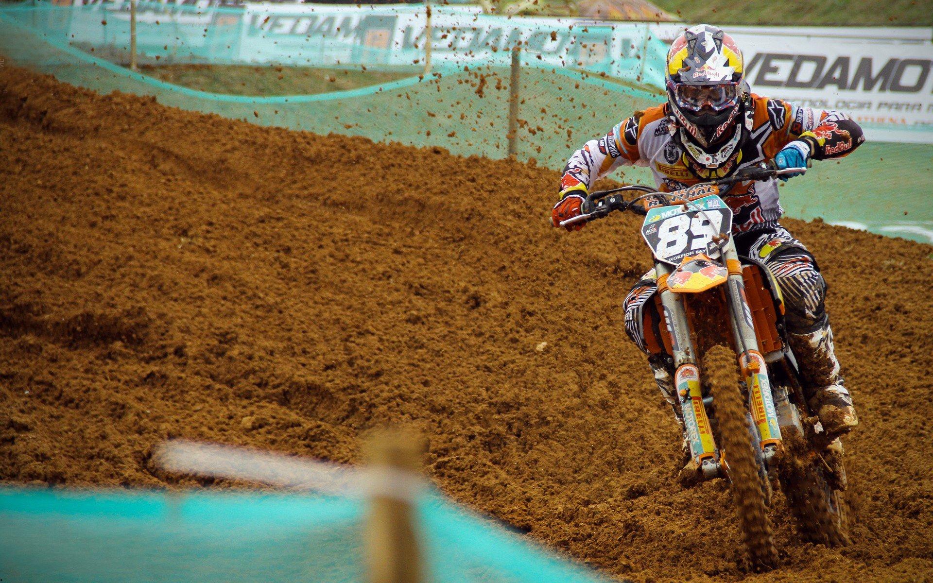 纳达尔强势回归红土赛场 法网前景备受瞩目