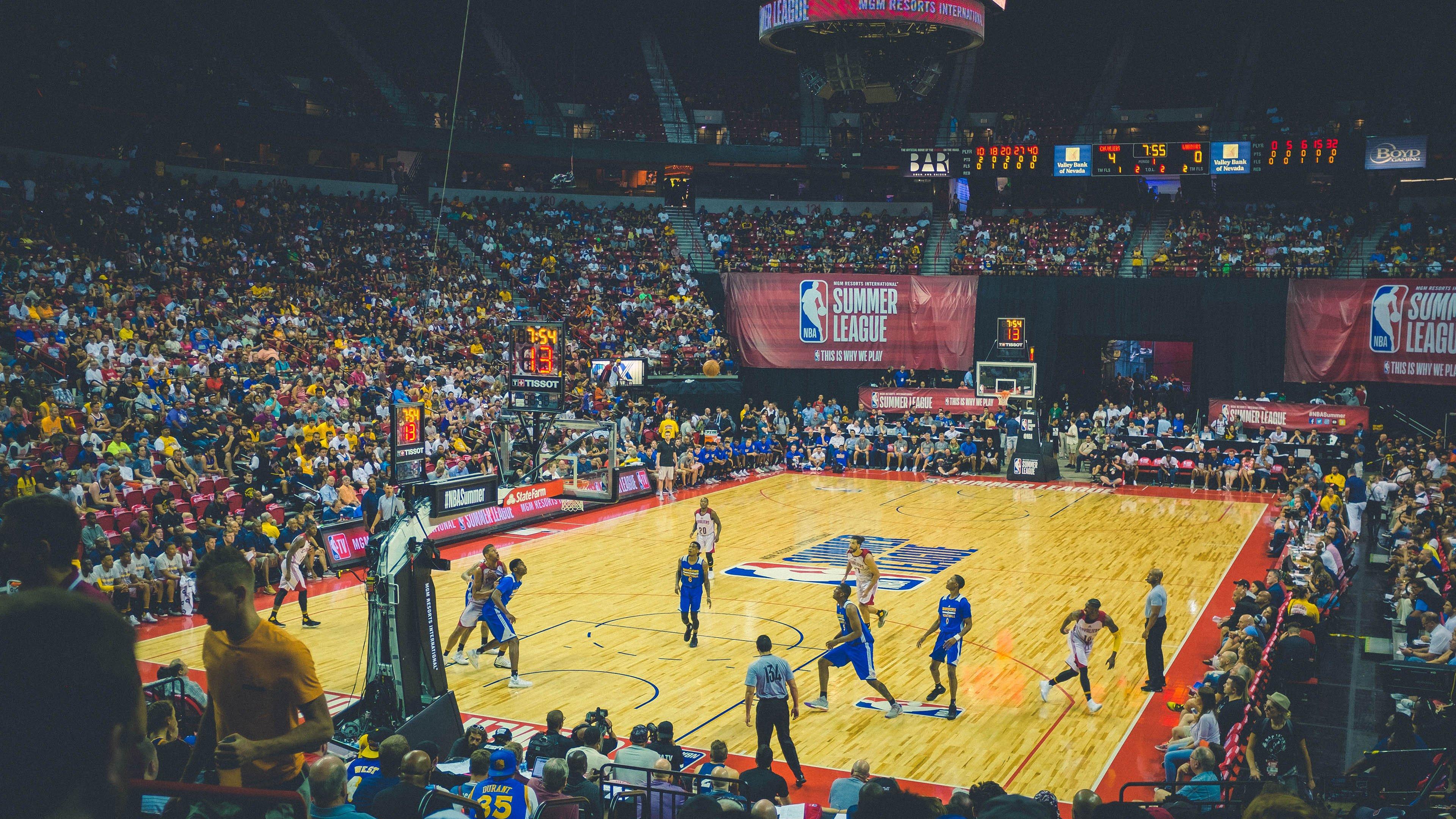 2026世界杯预选赛激战正酣,多支豪门球队提前锁定晋级席位