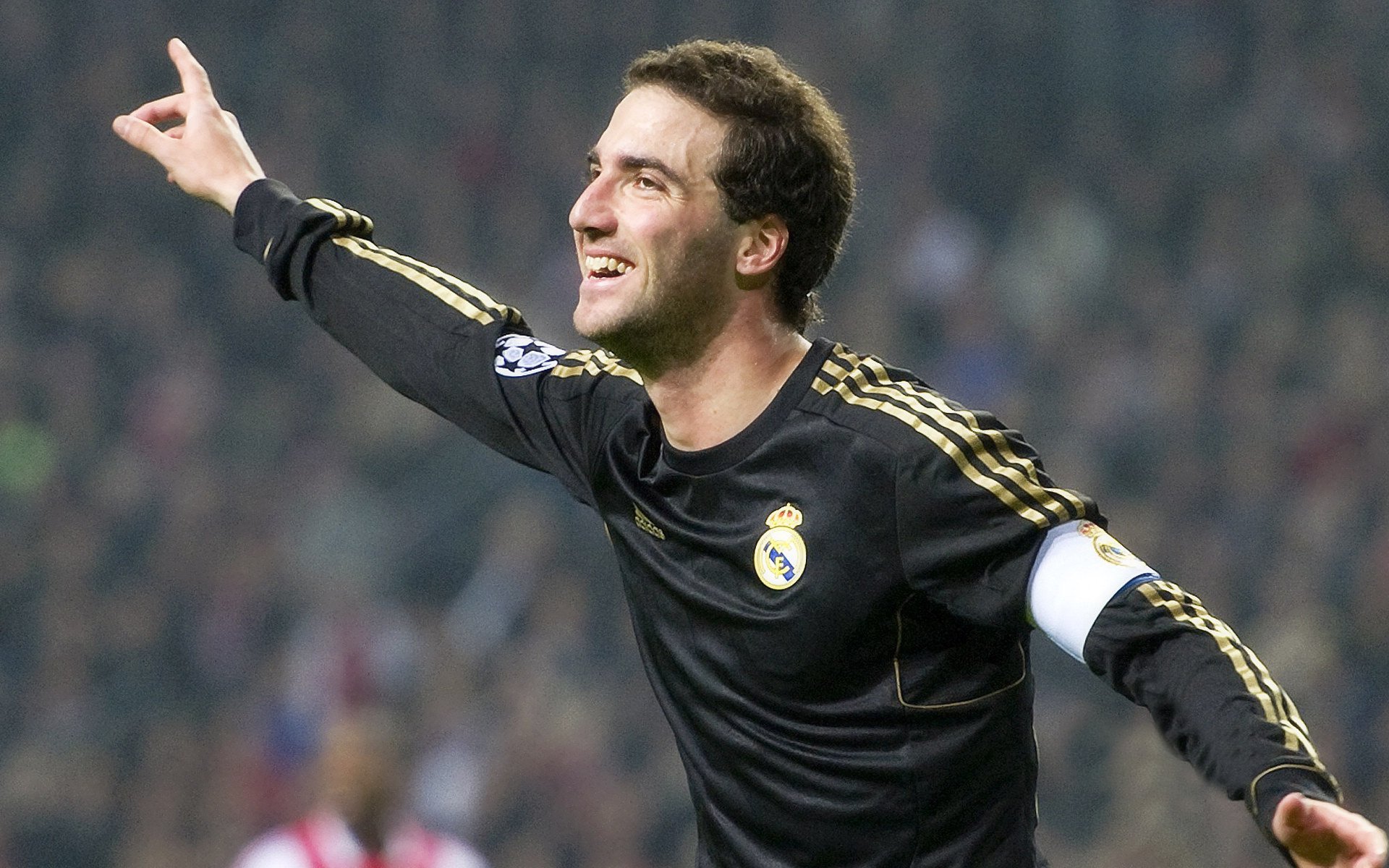 体育科技革新赛场，智能装备与数据分析重塑竞技未来